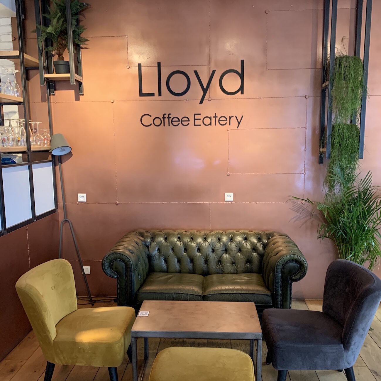 Salon du Lloyd Coffee Eatery